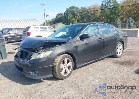 2011 Toyota Camry Se/Le/Xle z USA, uszkodzony, nr VIN 4T1BK3EKXBU629206